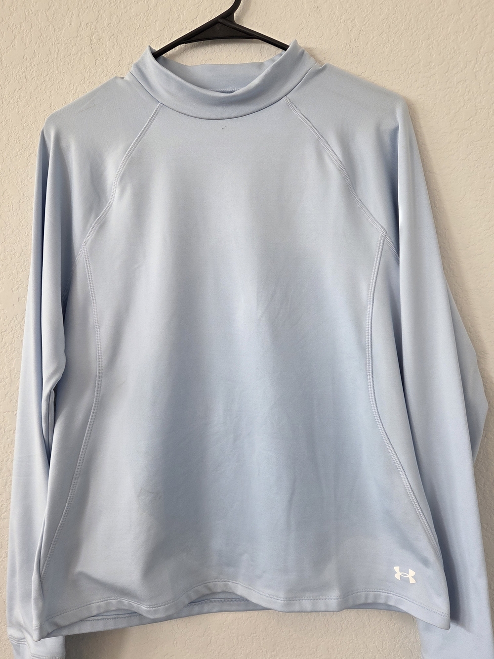 Under Armour Women's Motion Cold Weather Mock Neck Top Size Large NWT Light Blue